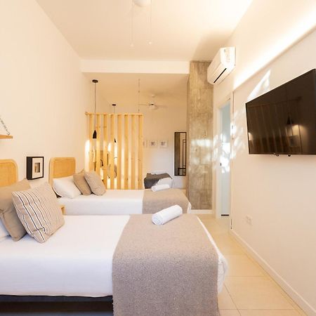 Florit Flats - The Pitiusas Rooms Valencia Bagian luar foto