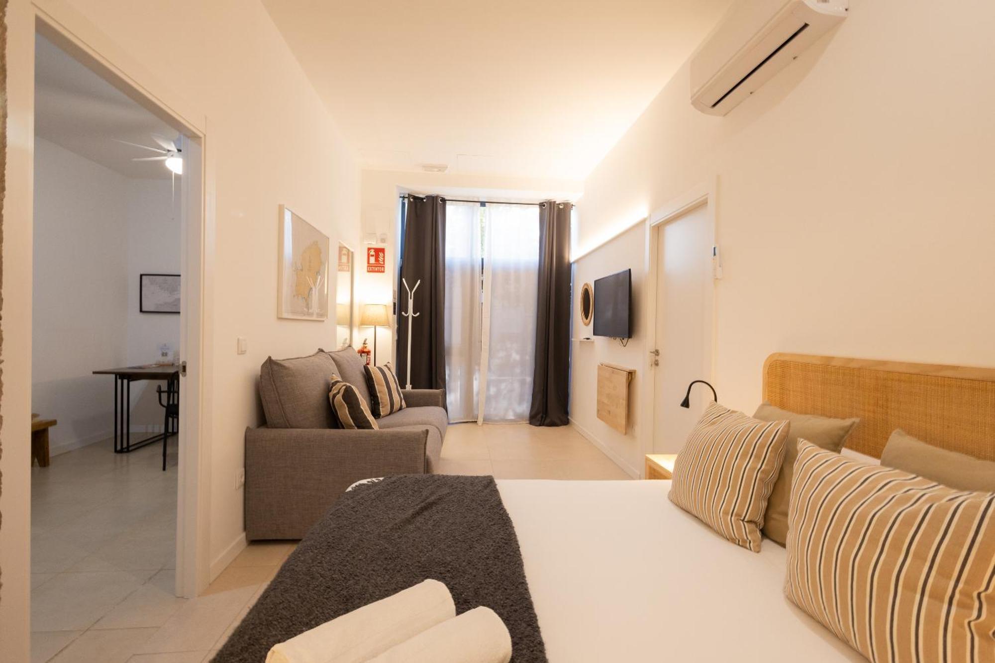 Florit Flats - The Pitiusas Rooms Valencia Bagian luar foto