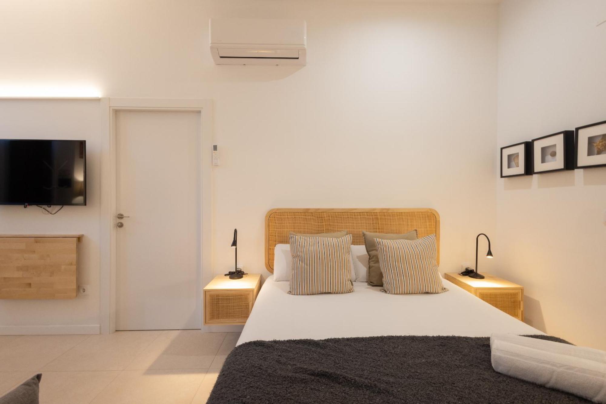 Florit Flats - The Pitiusas Rooms Valencia Bagian luar foto