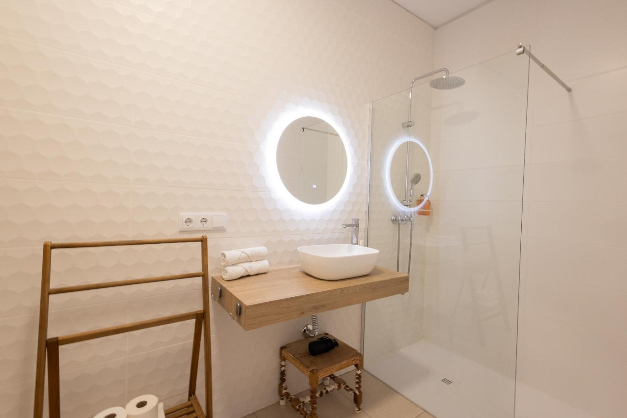 Florit Flats - The Pitiusas Rooms Valencia Bagian luar foto