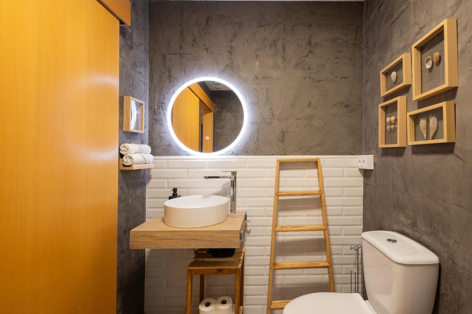 Florit Flats - The Pitiusas Rooms Valencia Bagian luar foto