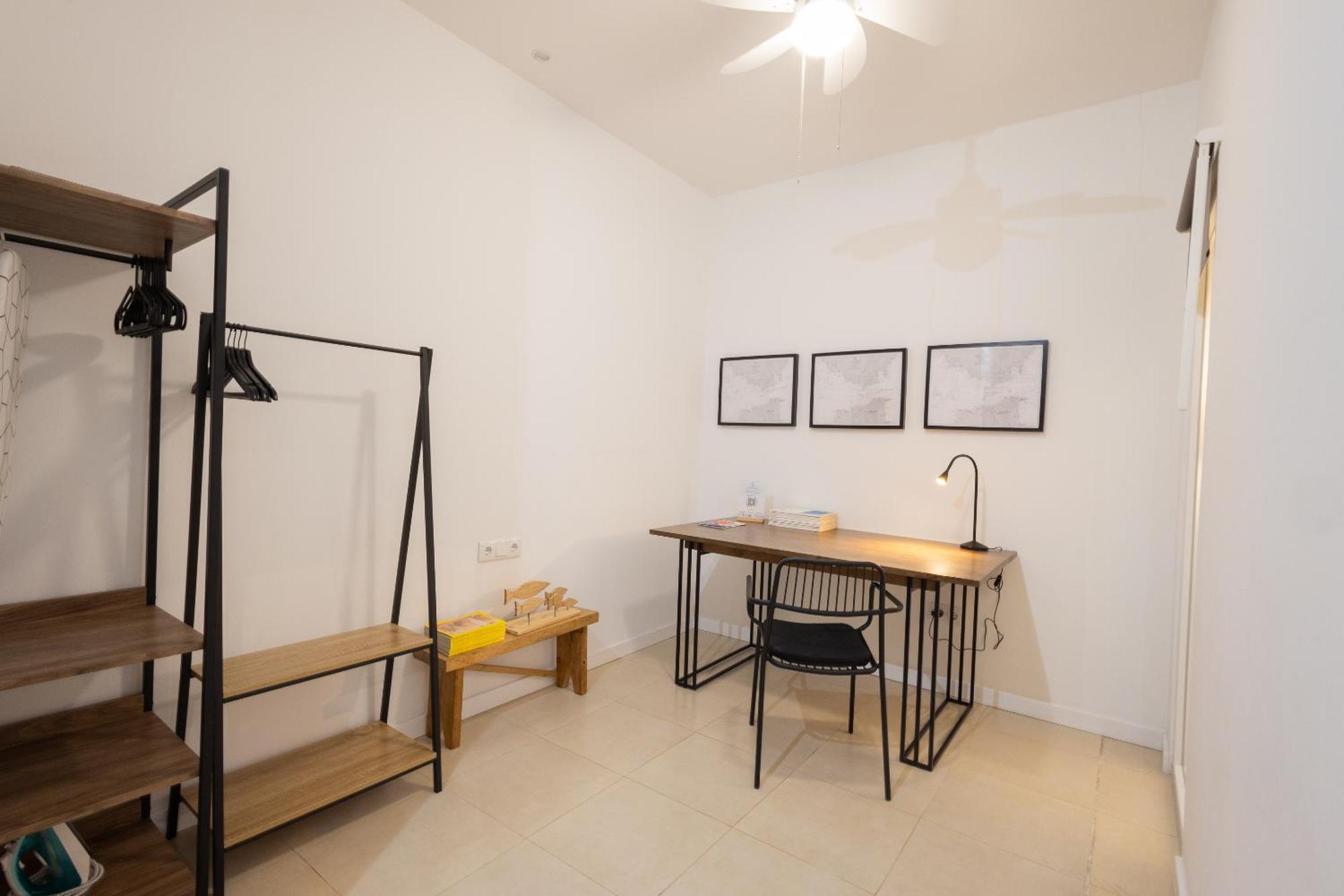 Florit Flats - The Pitiusas Rooms Valencia Bagian luar foto